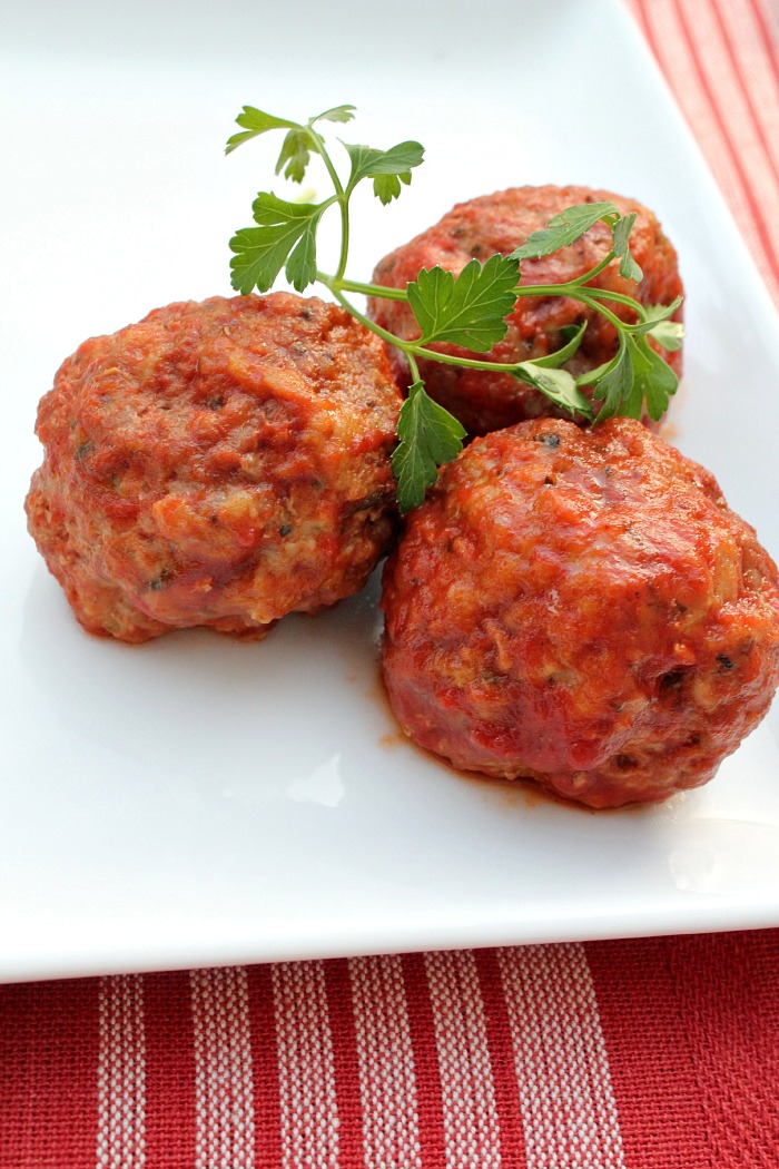 These Paleo Mini Meatballs will become one of your favorite meals! They are so easy and great to freeze for busy weeks.