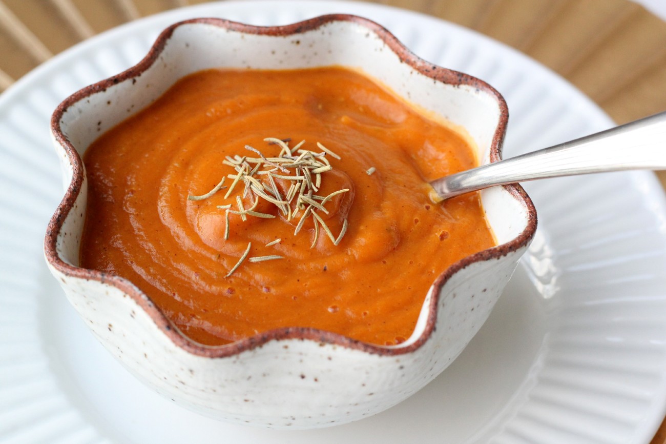 This Paleo Sweet Potato Soup is so delicious! And perfect as leftovers!