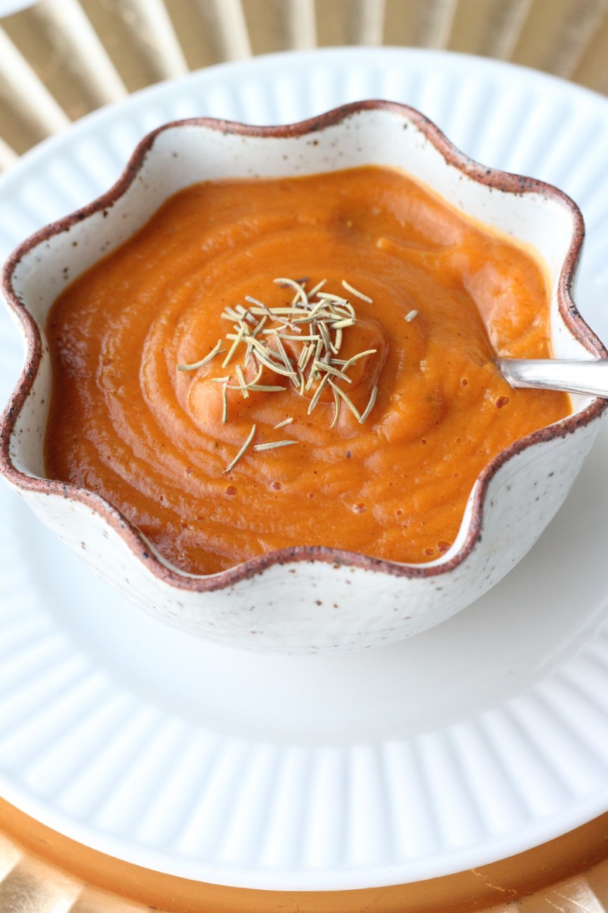 This Paleo Sweet Potato Soup is so delicious! And perfect as leftovers!