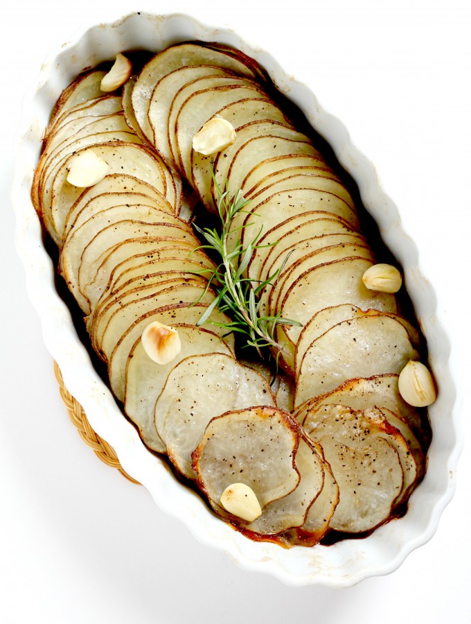 These Whole 30 Potatoes with Rosemary and Garlic are simple to make but are so appealing and delicious. Perfect for a holiday or a regular weeknight!